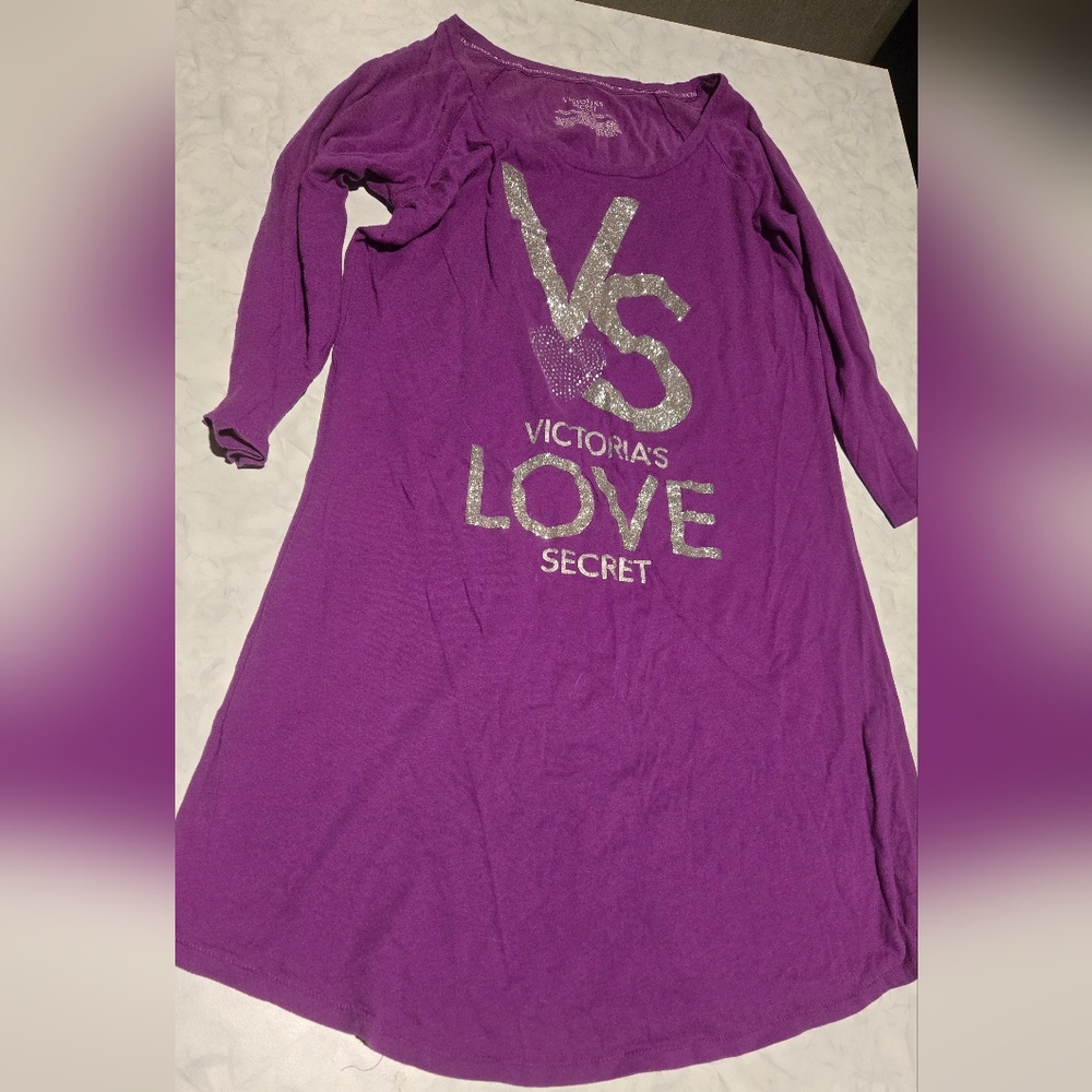 Victoria's Secret Purple Long Sleeve Night Shirt Silver Glitter Logo Design